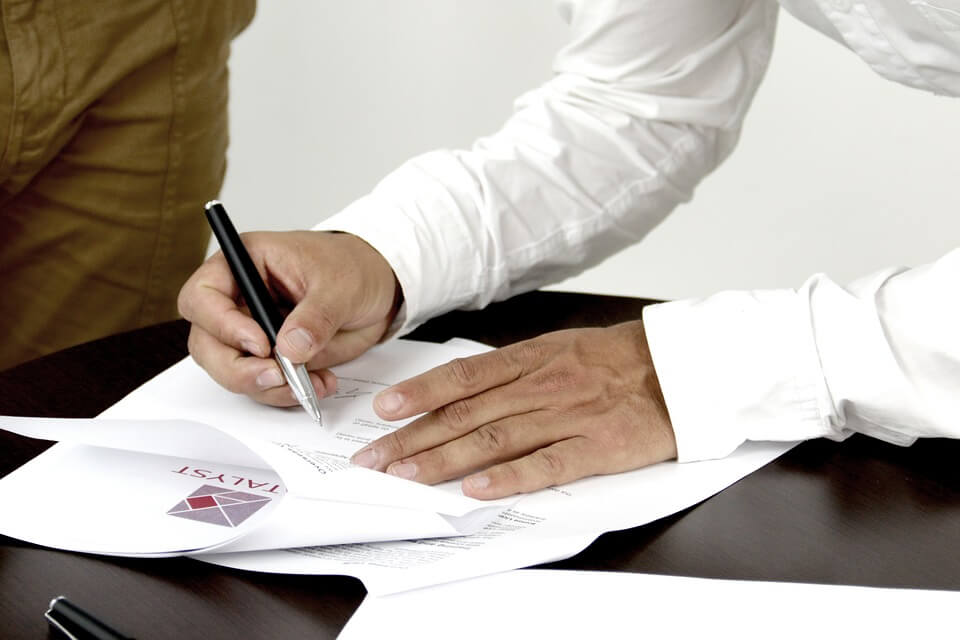 no fees is a benefit of selling a house for cash
